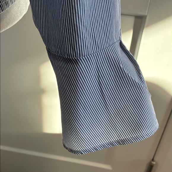 Pure Cotton Blue Ruffle Blouse - size M - Picture 6 of 10